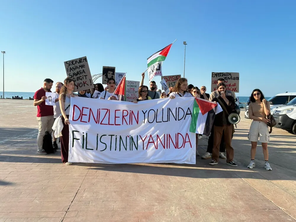  Samsun Üniversite öğrencilerinden İsrail’in İran ve Filistin’e saldırılarına tepki!