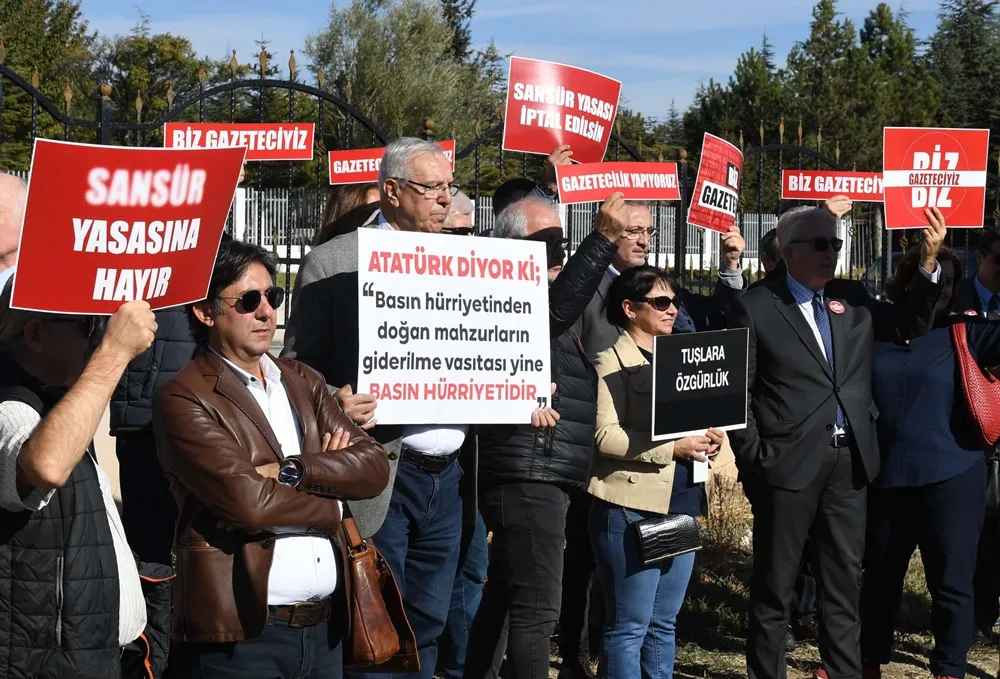 Çağdaş Gazeteciler Derneği; “Sansür normalleştirilemez, örgütlü mücadeleyle yenilebilir!”
